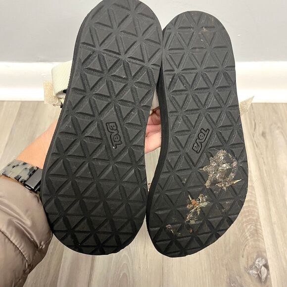 Teva Sandals Women’s 6 Universal Slip On Mule Slide - Picture 4 of 5